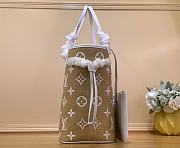 	 LV By The Pool Neverfull MM Bag White 31 x 28 x 14 cm - 5
