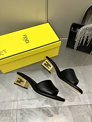 Fendi Women's Baguette Leather Sandals Black - 6