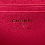 	 Chanel Vanity With Chain Dark Pink Size 17x9.5x8cm - 6