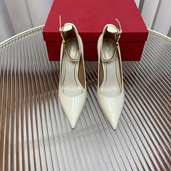 	 Women Valentino Vlogo Patent Pump White Size 35-39