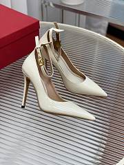 	 Women Valentino Vlogo Patent Pump White Size 35-39 - 2