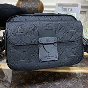 	 Louis Vuitton M45806 S Lock Messenger Bag Black 22 x 18 x 8 cm - 2