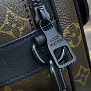 	 Louis Vuitton M45806 S Lock Messenger Bag Brown 22 x 18 x 8 cm - 5