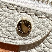 	 Louis Vuitton Mini Pumbag White Size 17×12×9.5cm - 4