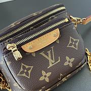 	 Louis Vuitton Mini Pumbag Brown Size 17×12×9.5cm - 4