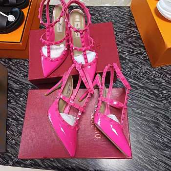 Valentino Garavani Rockstud Pink Pump 10cm