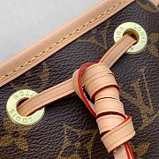 Louis Vuitton Neonoe M42224 Size 27.5 x 36.0 x 20.0  - 5
