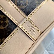 Louis Vuitton Neonoe M42224 Size 27.5 x 36.0 x 20.0  - 3