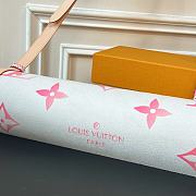 LV By The Pool Exercise Mats - 3