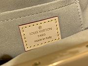 Louis Vuitton Monogram Clutch Brown  m46544  Size 28x14x10cm - 4