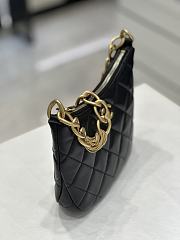 Chanel 23A Hobo Size  19*24*5cm - 6