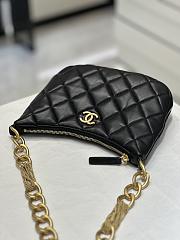 Chanel 23A Hobo Size  19*24*5cm - 3