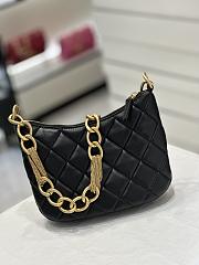 Chanel 23A Hobo Size  19*24*5cm - 4