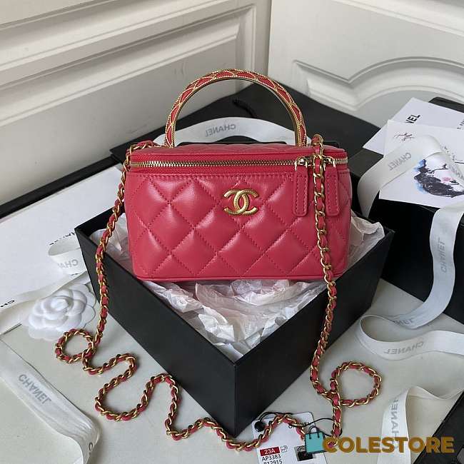 	 Chanel Vanity With Chain Dark Pink Size 17x9.5x8cm - 1
