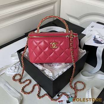 	 Chanel Vanity With Chain Dark Pink Size 17x9.5x8cm