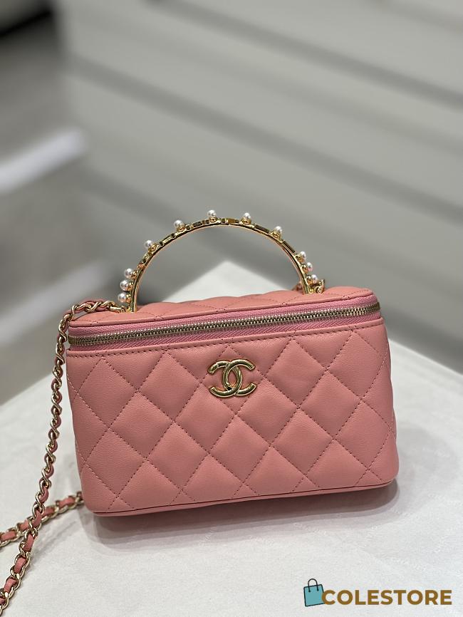 Chanel With Chain Pink Mini Size 17x4x10.5cm - 1
