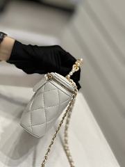 	 Chanel With Chain White Mini Size 17x4x10.5cm - 6