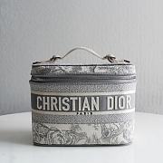 	 Dior Travel Vanity Case Grey  24x17x13.5cm - 1