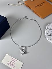 	 Louis Vuitton Necklace Iconic - 1