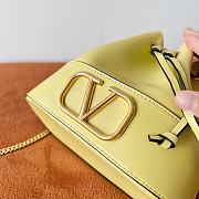 Valentino Garavani Mini Bucket Bag With Vlogo Signature Chain Yellow 20x17x8cm - 5