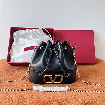	 Valentino Garavani Mini Bucket Bag With Vlogo Signature Chain Black 20x17x8cm