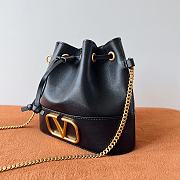 	 Valentino Garavani Mini Bucket Bag With Vlogo Signature Chain Black 20x17x8cm - 5