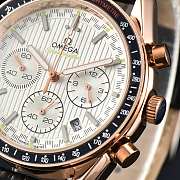 OMEGA Speedmaster Moonwatch Co-Axial Master Chronometer Moonphase Chronograph 42mm - 6