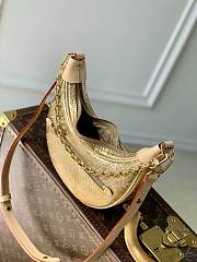 Louis Vuitton Loop Gold Size 23.0 x 13.0 x 6.0 - 2