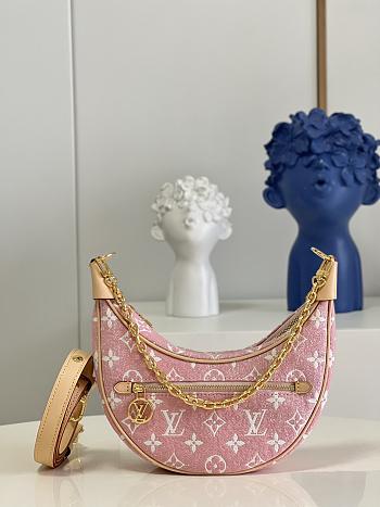 	 Louis Vuitton Loop Pink Size 23.0 x 13.0 x 6.0