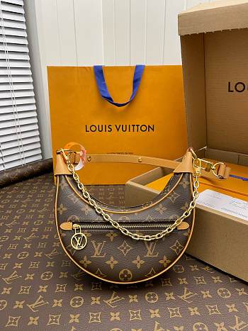 Louis Vuitton Loop LV 23x13x6cm