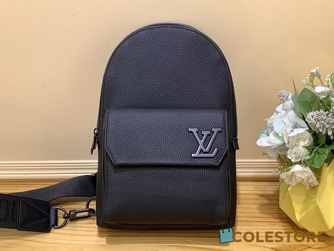 Louis Vuitton Pilot Aerogram Size 20 x 30 x 4 cm - 1