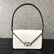 	 Valentino Garavani Letter White 24x15.5x7cm - 1