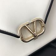 	 Valentino Garavani Letter White 24x15.5x7cm - 4