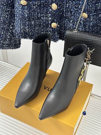 	 Louis Vuitton Boots Black 6.5cm
