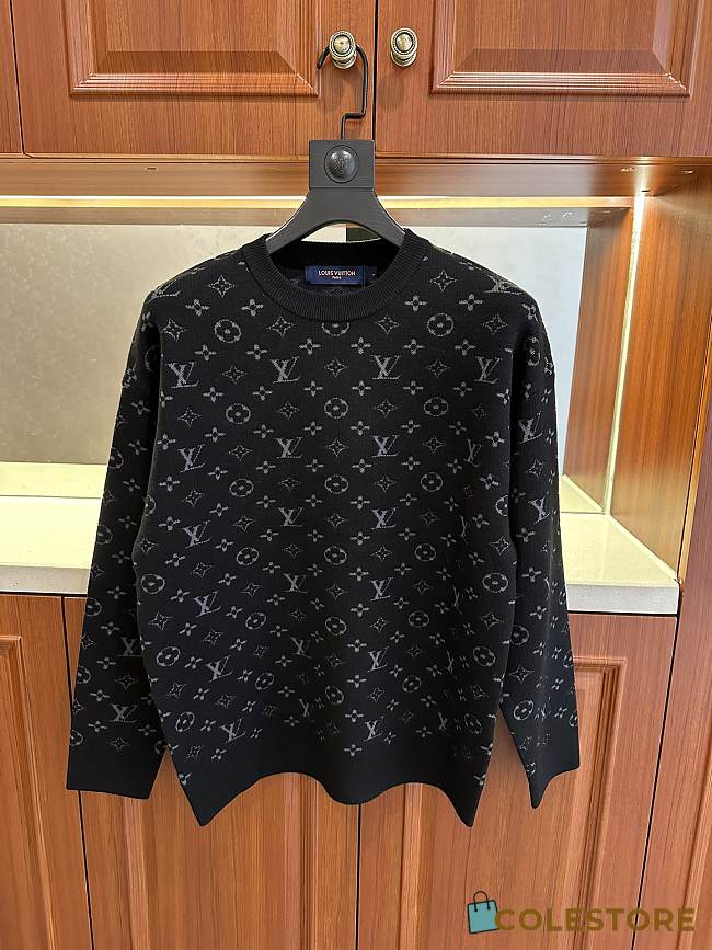 	 Louis Vuitton Sweater Black - 1