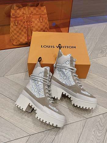 	 Louis Vuitton Platform Boots White