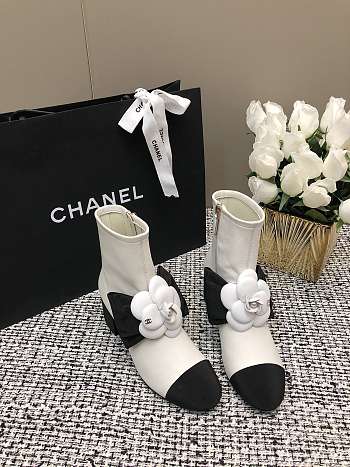 Chanel Low Boots White 
