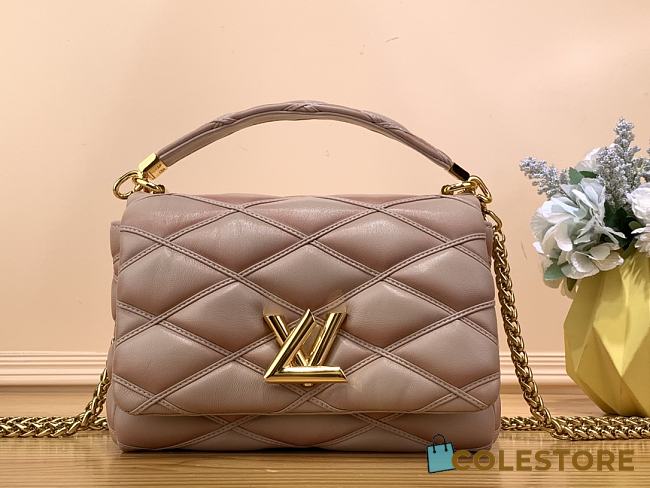 	 Colestore Louis Vuitton Go 14 Twist Beige 23 x 16 x 10cm - 1