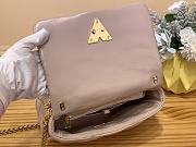 	 Colestore Louis Vuitton Go 14 Twist Beige 23 x 16 x 10cm - 2