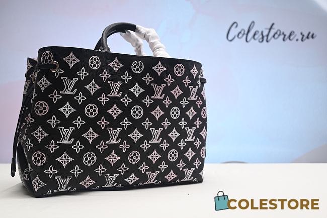 LOUIS VUITTON Bella Blue Denim Mahina 32cm - 1