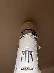 	 Colestore Moon Boots White Size 35-39 - 2