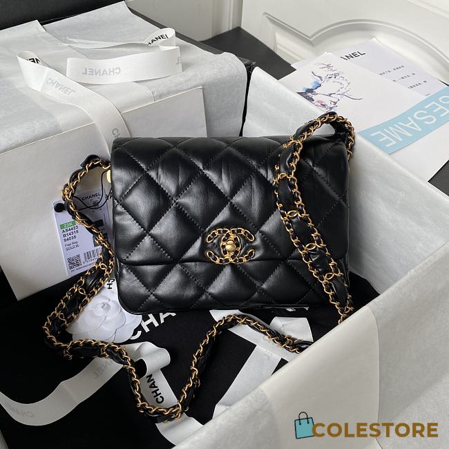Colestore Chanel Mini Lambskin Black Size 13.5*20.5*5cm - 1
