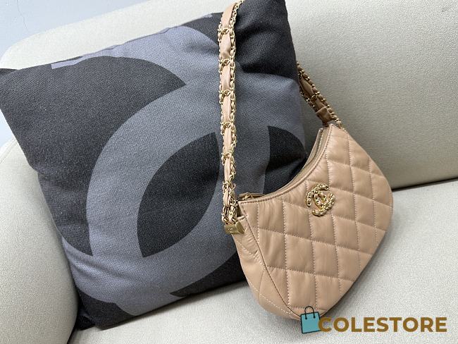 	 Colestore Chanel Hobo Beige Size 23.5x13.5x3cm  - 1