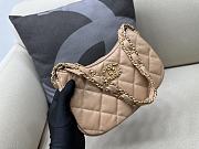 	 Colestore Chanel Hobo Beige Size 23.5x13.5x3cm  - 3