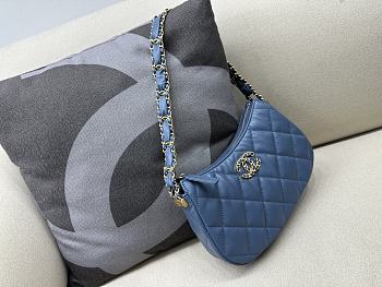 	 Colestore Chanel Hobo Blue Size 23.5x13.5x3cm 