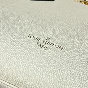 	 Colestore Louis Vuitton On My Side M53823 30.5*24.5*14cm - 4