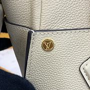 	 Colestore Louis Vuitton On My Side M53823 30.5*24.5*14cm - 2