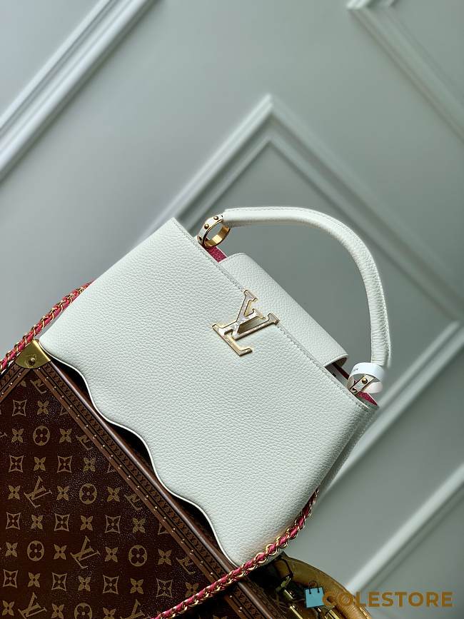 	 Colestore Louis Vuitton Capushell Capucine BB M22121 White Size 31.5×20×11cm - 1