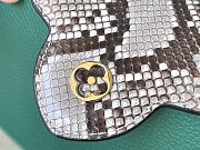 	 Colestore Louis Vuitton Capucine BB Taurillon Green Mini Size 21 *14 * 8 cm - 2