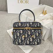 Dior CD Signature Vanity Case Blue Dior Oblique Jacquard 16X11X9.5cm - 1
